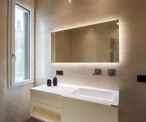 Casa Duccio Alle Mura Della Citta Siena